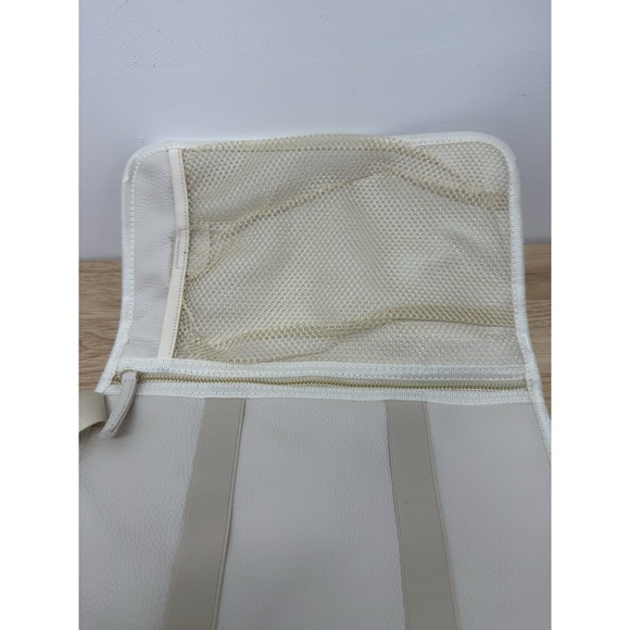 Zaveena Portable Diaper Changing Pad Ivory Pockets Wristlet #52 - Picture 6 of 8